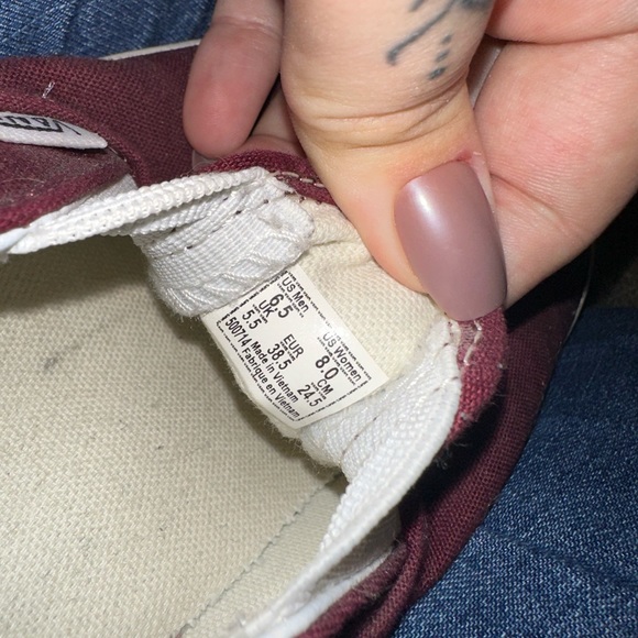 Vans - Picture 3 of 3